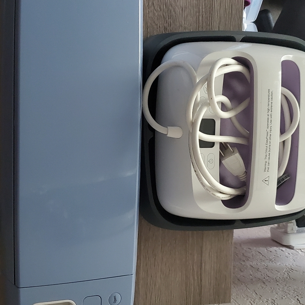 Cricut explore air 2 with heat press